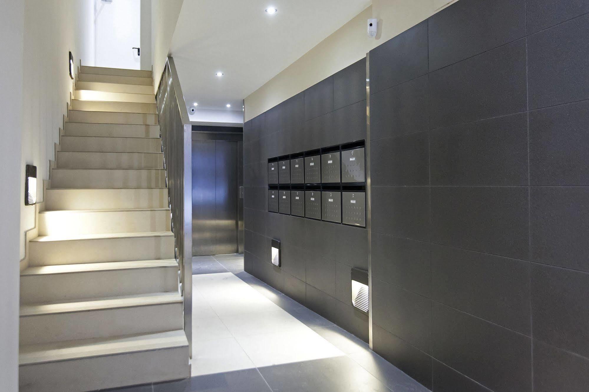 Gaudi Flats Apartment